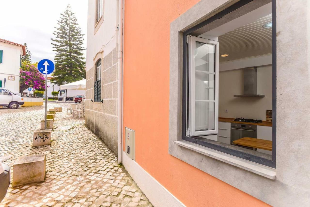 Апартаменты Seaside Family Townhouse - 100M From The Sea! Кашкайш Экстерьер фото